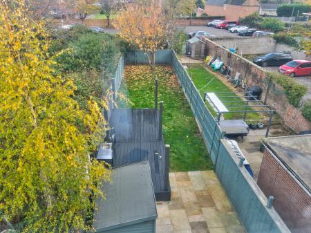 3 bedroom Terraced House for sale in Park Street, Worksop, S80