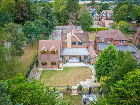 4 bedroom Detached house for sale in Sparken Hill, Worksop, S80