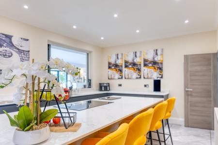 4 bedroom Detached house for sale in Sparken Hill, Worksop, S80