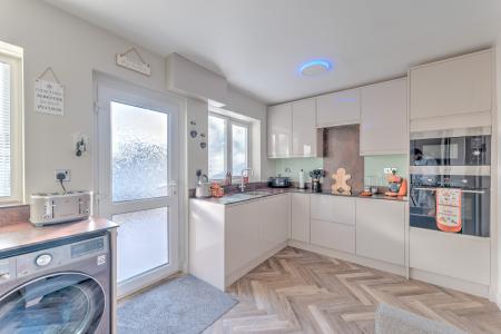 2 bedroom Terraced House for sale in Welbeck Street, Worksop, S80