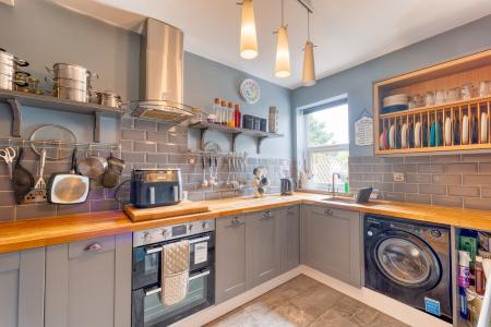 3 bedroom Semi-detached house for sale in Highfield Villas, Worksop, S81