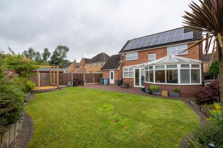 3 bedroom Detached house for sale in Lark Spinney, Gateford, Worksop, S81