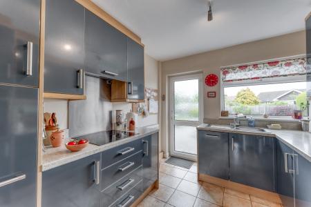 4 bedroom Detached bungalow for sale in Pine Tree Close, Worksop, S80