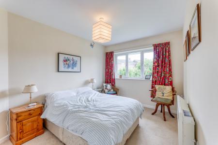 4 bedroom Detached bungalow for sale in Pine Tree Close, Worksop, S80