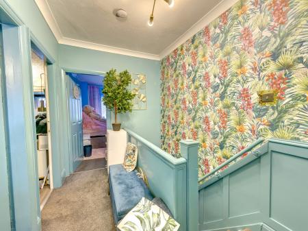 3 bedroom End of terrace house for sale in Roman Road, Doncaster, DN4