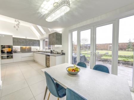 3 bedroom Detached house for sale in Sparken Hill, Worksop, S80