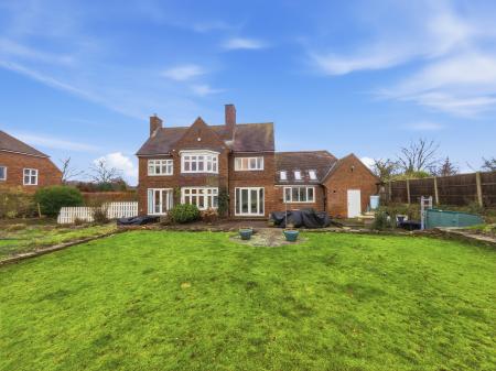 Sparken Hill, Worksop, S80