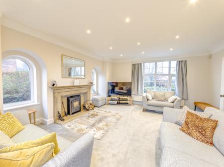 3 bedroom Detached house for sale in Sparken Hill, Worksop, S80