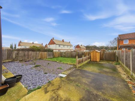 3 bedroom Semi-detached house for sale in Doncaster Road, Langold, S81