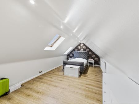 3 bedroom Semi-detached house for sale in Doncaster Road, Langold, S81