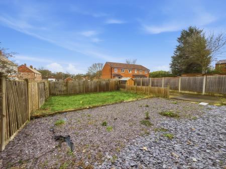 3 bedroom Semi-detached house for sale in Doncaster Road, Langold, S81