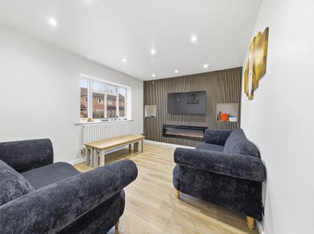 3 bedroom Semi-detached house for sale in Doncaster Road, Langold, S81