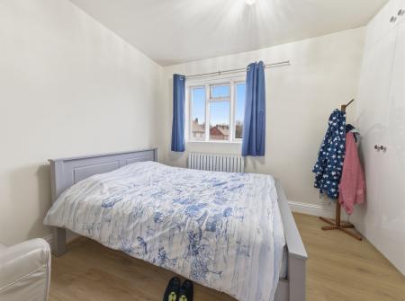 3 bedroom Semi-detached house for sale in Doncaster Road, Langold, S81