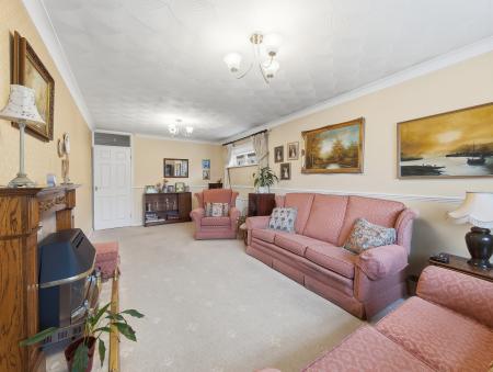 3 bedroom Detached bungalow for sale in Water Meadows, Worksop, S80