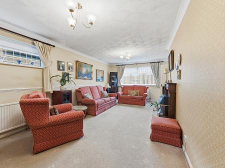 3 bedroom Detached bungalow for sale in Water Meadows, Worksop, S80