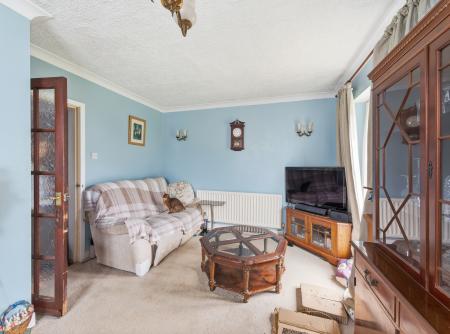 3 bedroom Semi-detached house for sale in Firbeck Crescent, Worksop, S81