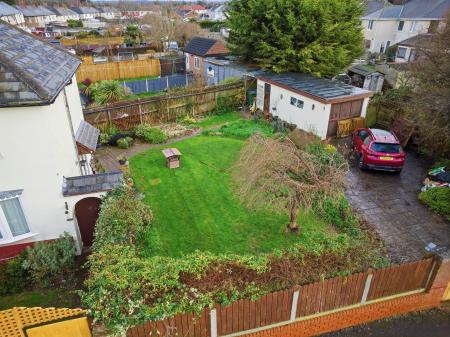 3 bedroom Semi-detached house for sale in Firbeck Crescent, Worksop, S81