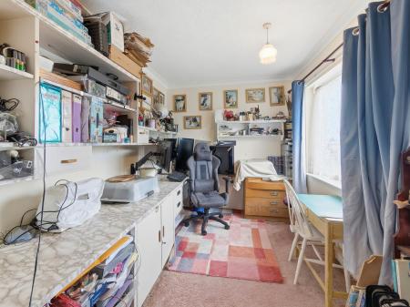 3 bedroom Semi-detached house for sale in Firbeck Crescent, Worksop, S81