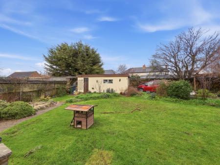 3 bedroom Semi-detached house for sale in Firbeck Crescent, Worksop, S81