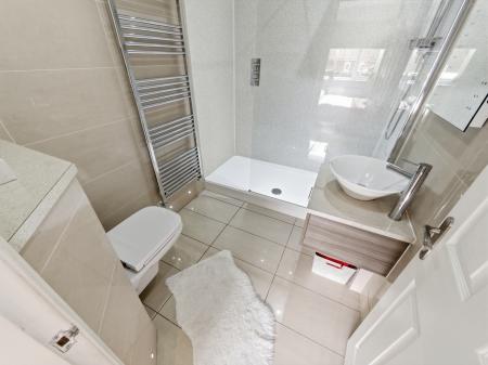 4 bedroom Detached house for sale in Sparken Hill, Worksop, S80