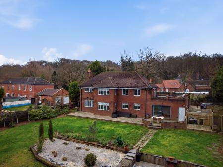 4 bedroom Detached house for sale in Sparken Hill, Worksop, S80