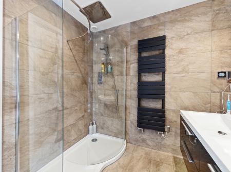 4 bedroom Detached house for sale in Sparken Hill, Worksop, S80