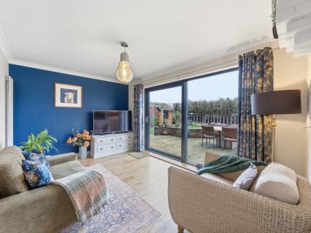 4 bedroom Detached house for sale in Sparken Hill, Worksop, S80