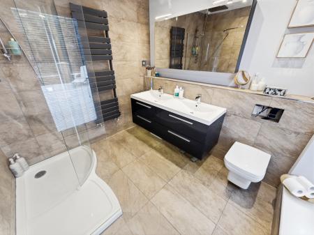 4 bedroom Detached house for sale in Sparken Hill, Worksop, S80