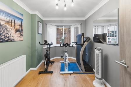 4 bedroom Detached house for sale in Greenwood Close, Worksop, S81