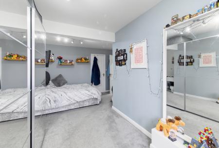 4 bedroom Detached house for sale in Greenwood Close, Worksop, S81