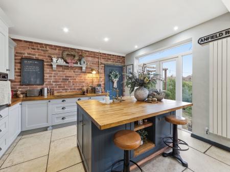 4 bedroom Link detached house for sale in The Baulk, Worksop, S81