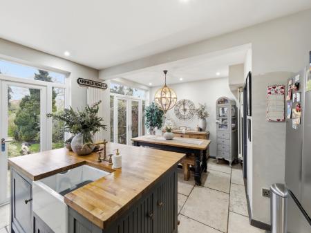 4 bedroom Link detached house for sale in The Baulk, Worksop, S81