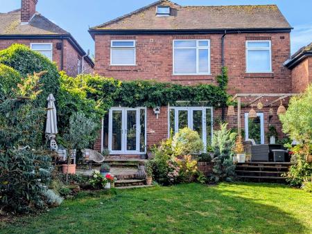 4 bedroom Link detached house for sale in The Baulk, Worksop, S81