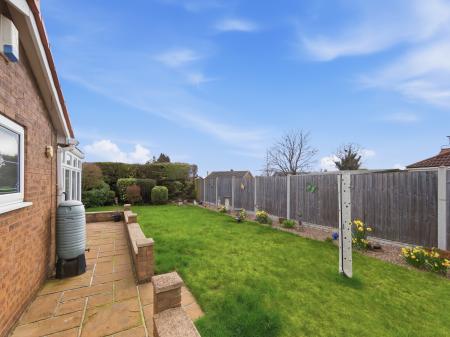 4 bedroom Bungalow for sale in Rosedale, Worksop, S81