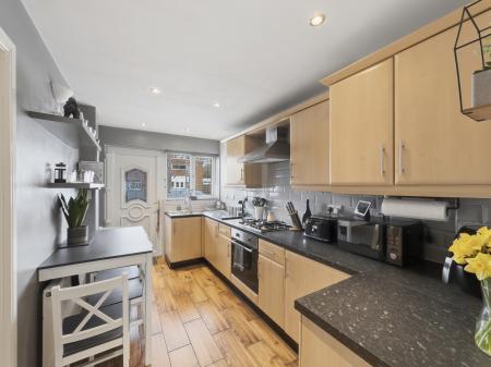 3 bedroom Semi-detached house for sale in Central Avenue, Worksop, S80