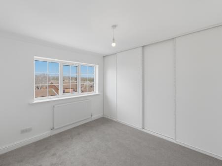 2 bedroom Semi-detached house for sale in Lindwall Court, Worksop, S81