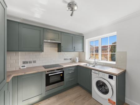 2 bedroom Semi-detached house for sale in Lindwall Court, Worksop, S81