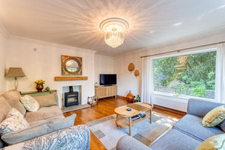 2 bedroom Detached bungalow for sale in High Road, Carlton in Lindrick, S81