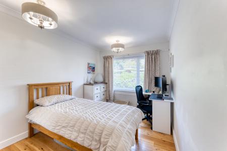 2 bedroom Detached bungalow for sale in High Road, Carlton in Lindrick, S81