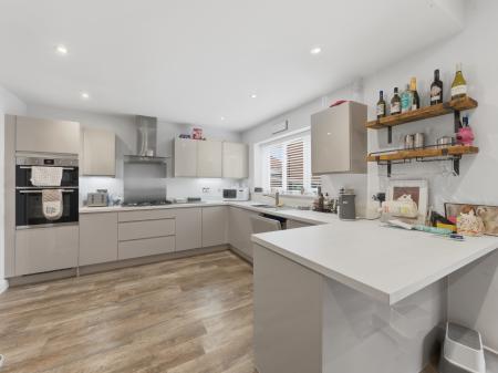 5 bedroom Detached house for sale in Bramling Cross Mews, Worksop, S81