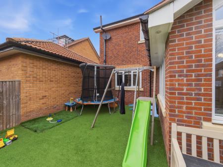 5 bedroom Detached house for sale in Bramling Cross Mews, Worksop, S81