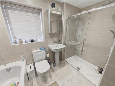5 bedroom Detached house for sale in Bramling Cross Mews, Worksop, S81