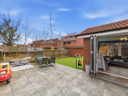 5 bedroom Detached house for sale in Bramling Cross Mews, Worksop, S81