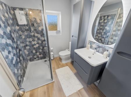 4 bedroom Detached house for sale in Oak Close, Worksop, S80