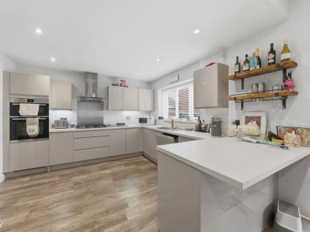 5 bedroom Detached house for sale in Bramling Cross Mews, Worksop, S81