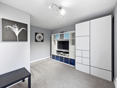 4 bedroom Detached house for sale in Greenwood Close, Worksop, S81