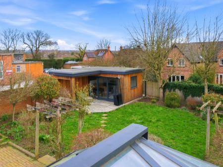 5 bedroom Detached house for sale in Park Street, Worksop, S80