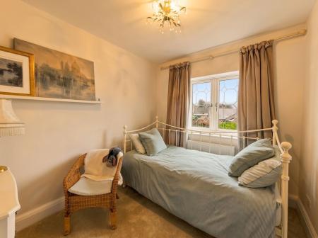 5 bedroom Detached house for sale in Hollin Hill Road, Clowne, S43