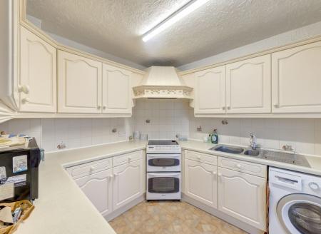 3 bedroom Detached bungalow for sale in Gildingwells Road, Woodsetts, S81