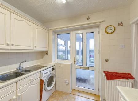3 bedroom Detached bungalow for sale in Gildingwells Road, Woodsetts, S81